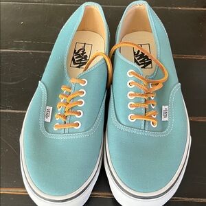 Men’s Vans Blue size 9.5
New
